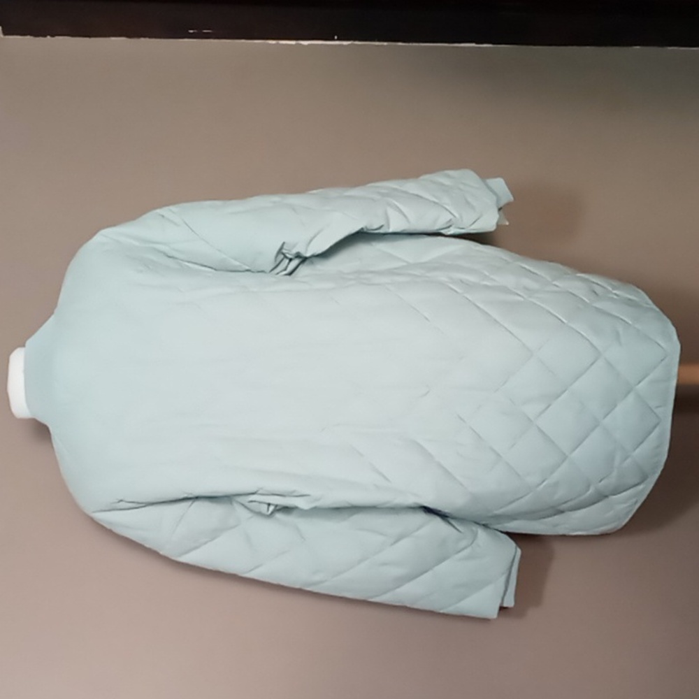 Universal Threads Mint Green Full Zip/Snap Puffer… - image 2